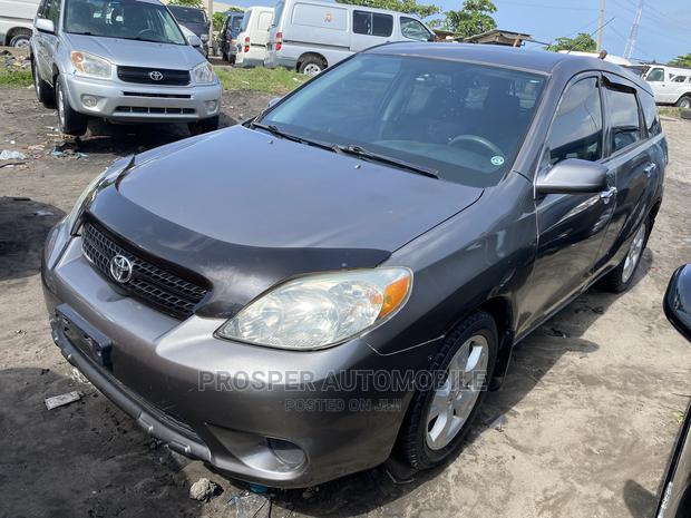 Toyota Matrix 2006 Gray