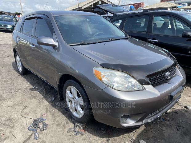 Toyota Matrix 2006 Gray