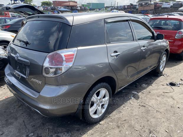 Toyota Matrix 2006 Gray