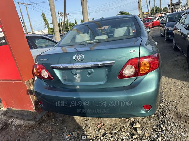 Toyota Corolla LE 4dr Sedan (1.8L 4cyl 4A) 2010 Green