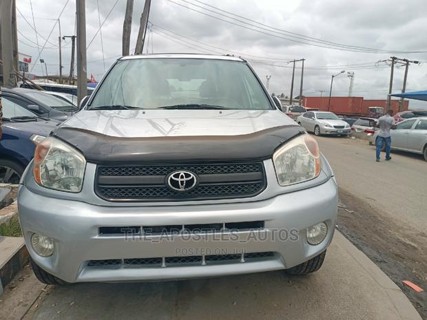 Toyota RAV4 2.4 2005 Silver