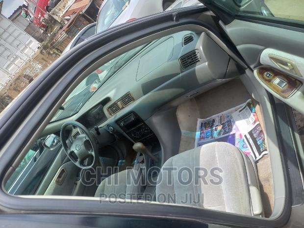 Toyota Camry LE 4dr Sedan (2.2L 4cyl 4A) 2000 Gray