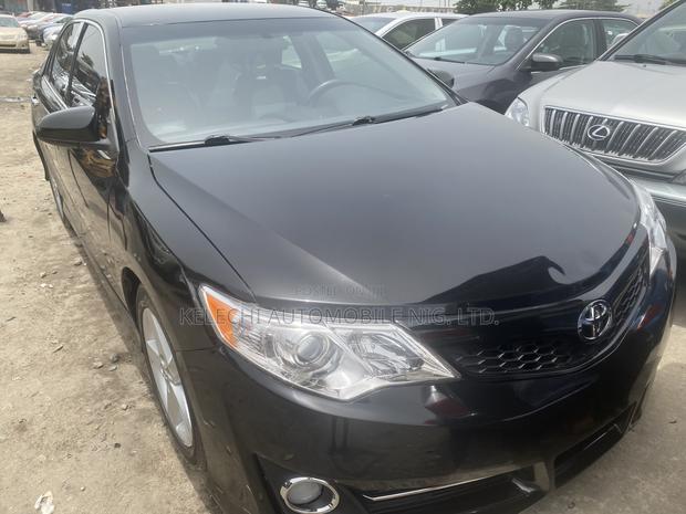 Toyota Camry SE Sport 4dr Sedan (2.5L 4cyl 6A) 2014 Black