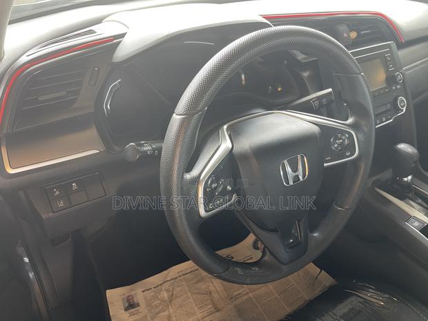 Honda Civic 2020 Gray