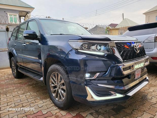 Toyota Land Cruiser Prado 2018 Blue