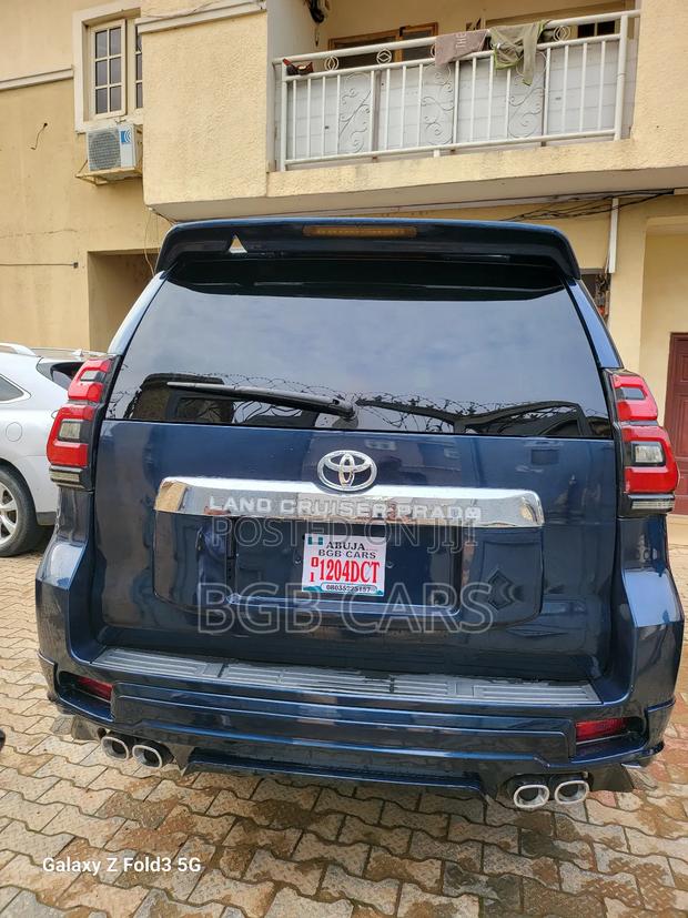 Toyota Land Cruiser Prado 2018 Blue