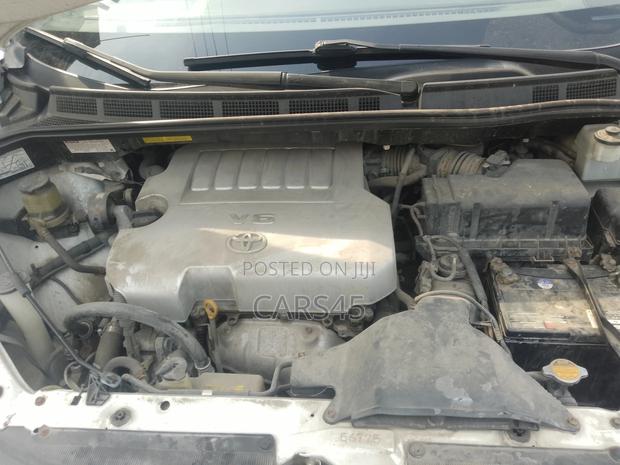 Toyota Sienna 2009 White