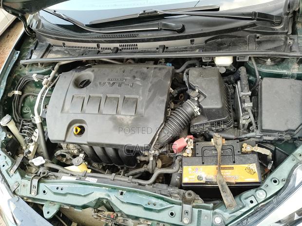 Toyota Corolla 2014 Green