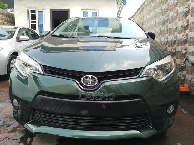 Toyota Corolla 2014 Green