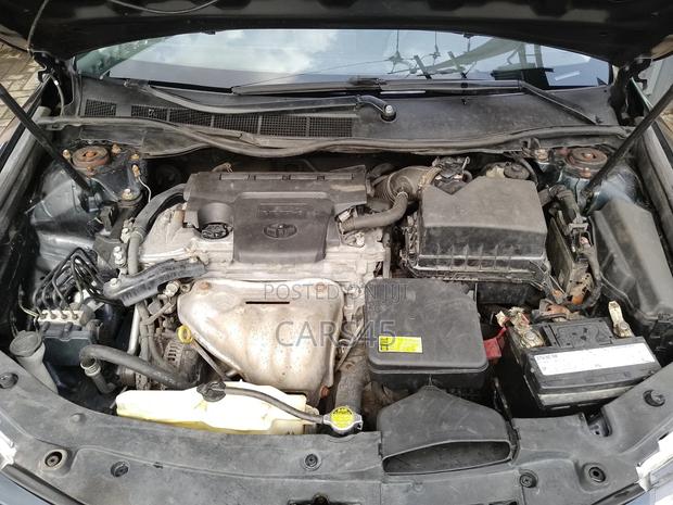 Toyota Camry 2014 Blue
