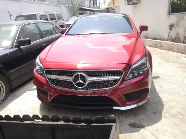 Mercedes-Benz CLS 2015 Red