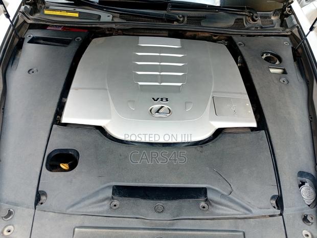 Lexus LS 2008 Silver