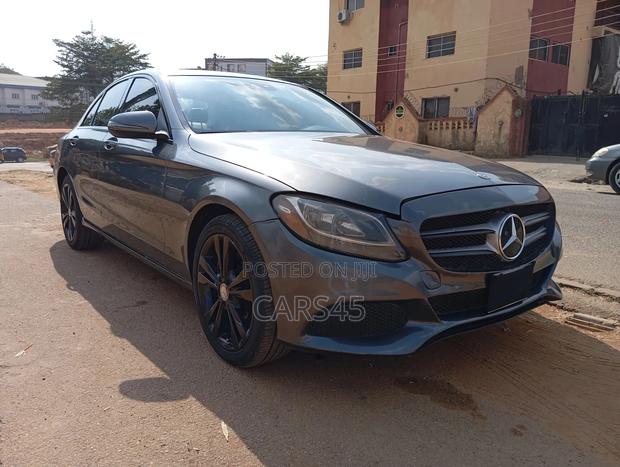 Mercedes-Benz C300 2017 Gray