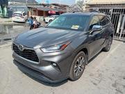 Toyota Highlander XLE AWD 2020 Gray for sale
