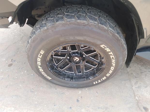 Toyota Hilux 2019 Gray