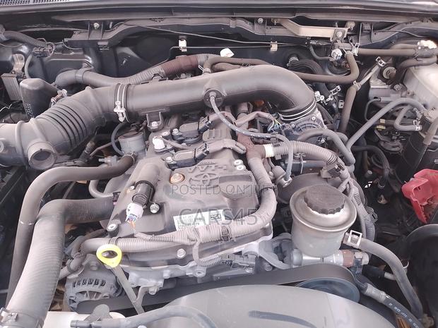 Toyota Hilux 2019 Gray