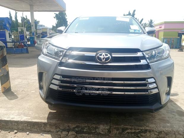 Toyota Highlander 2016 Silver