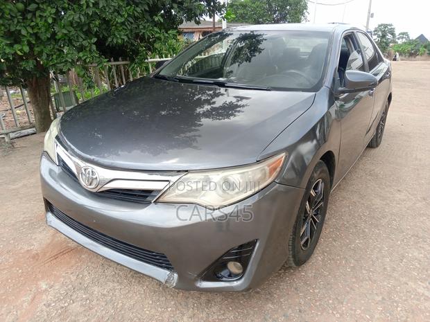 Toyota Camry 2013 Gray