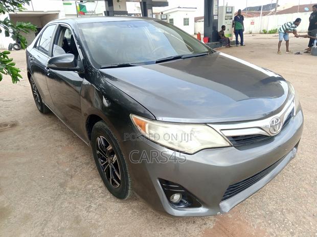 Toyota Camry 2013 Gray