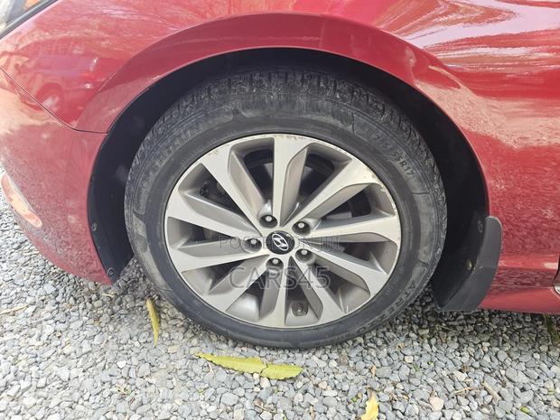 Hyundai Sonata Sport 4dr Sedan (2.4L 4cyl 6A) 2015 Burgandy