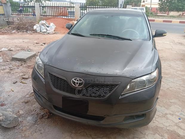 Toyota Camry 2008 Gray