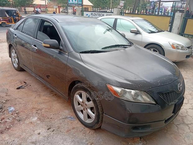 Toyota Camry 2008 Gray
