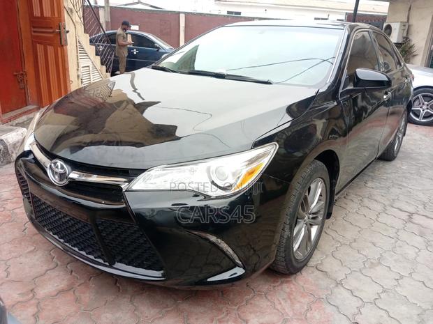 Toyota Camry 2016 Black