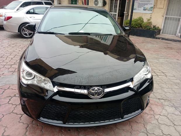 Toyota Camry 2016 Black