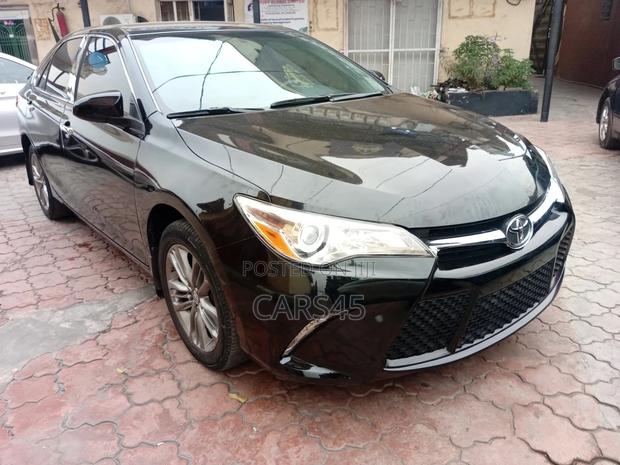 Toyota Camry 2016 Black