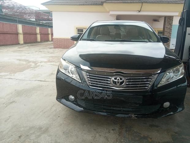 Toyota Camry 2012 Black