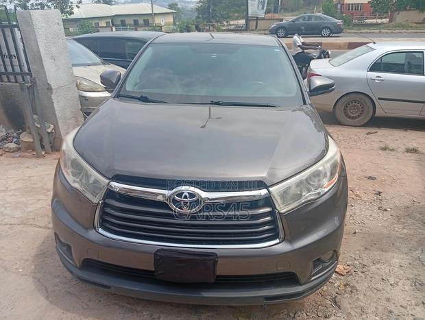 Toyota Highlander 2015 Gray