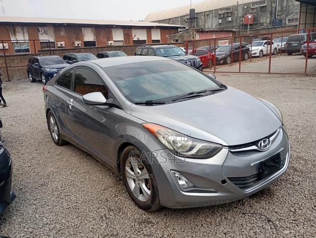 Hyundai Elantra 2013 Gray