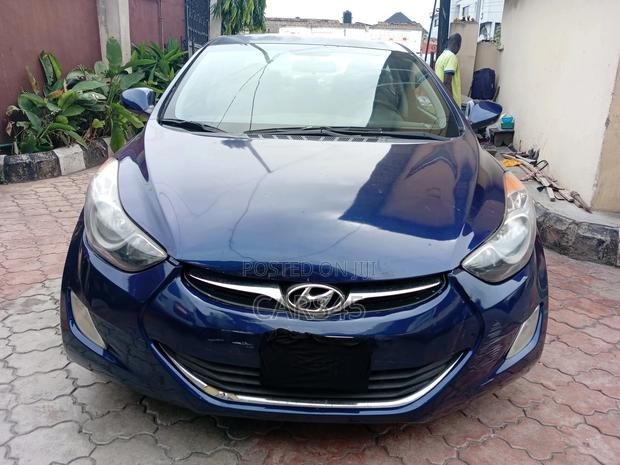 Hyundai Elantra 2012 Blue
