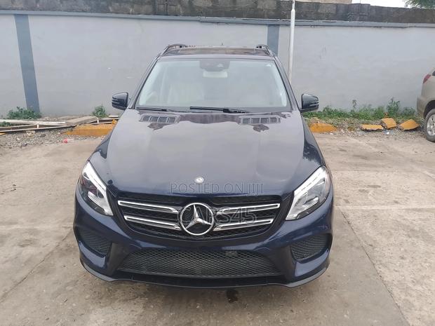 Mercedes-Benz GLE-Class 2018 Blue
