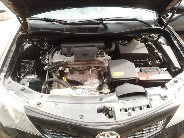 Toyota Camry SE 4dr Sedan (2.5L 4cyl 6A) 2012 Black