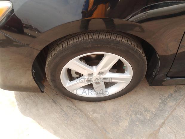 Toyota Camry SE 4dr Sedan (2.5L 4cyl 6A) 2012 Black