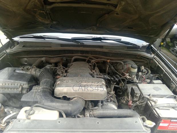 Toyota 4-Runner Limited 4x4 V8 2006 Gray