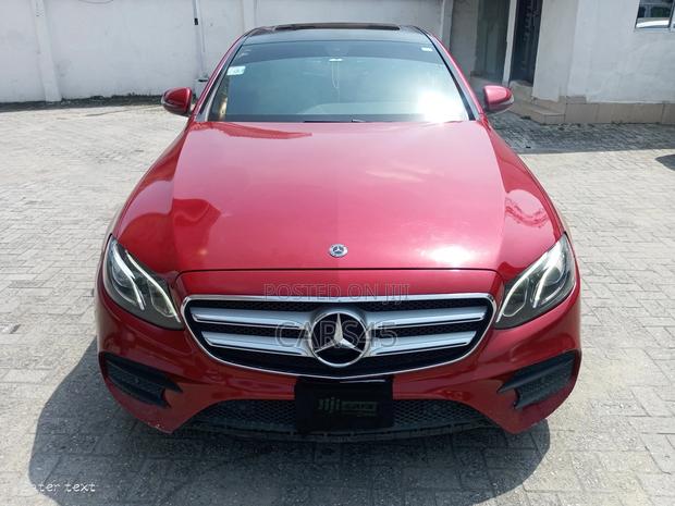 Mercedes-Benz E300 2019 Red