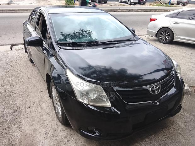 Toyota Avensis 2.0 Advanced Automatic 2011 Black