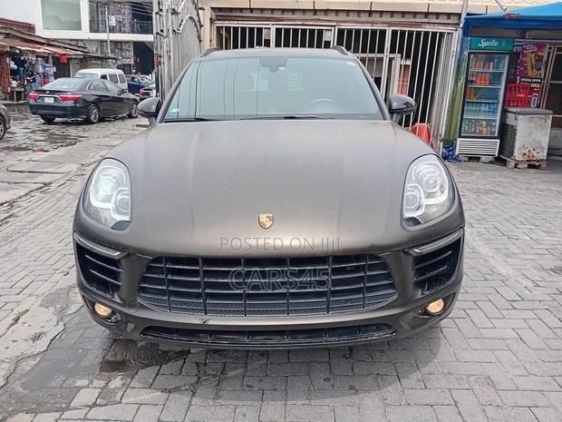 Porsche Macan 2015 Gray
