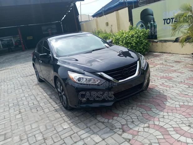 Nissan Altima 2017 Gray