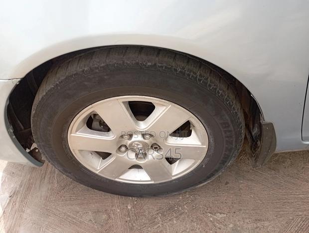 Toyota Camry 2006 Blue