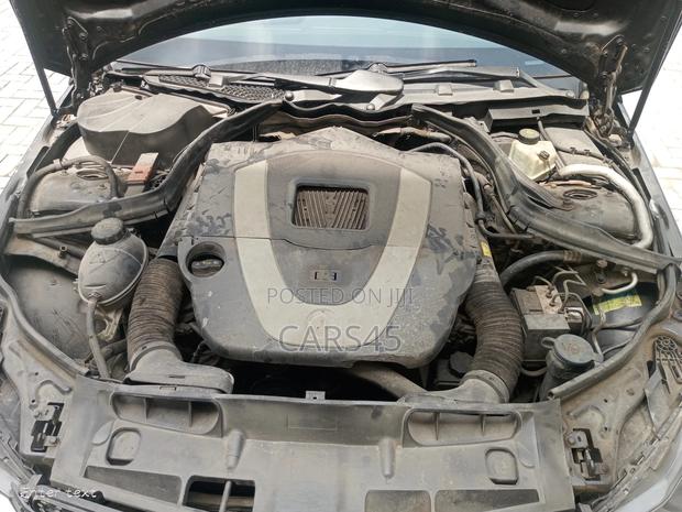 Mercedes-Benz C300 2012 Black