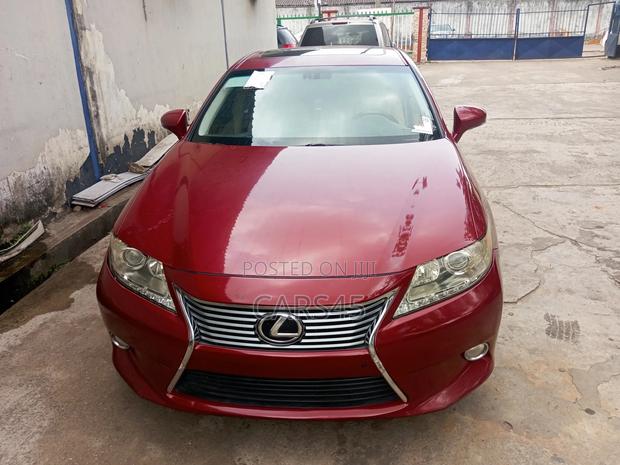 Lexus ES 2013 Red