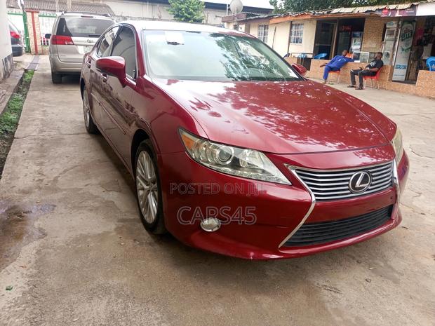 Lexus ES 2013 Red