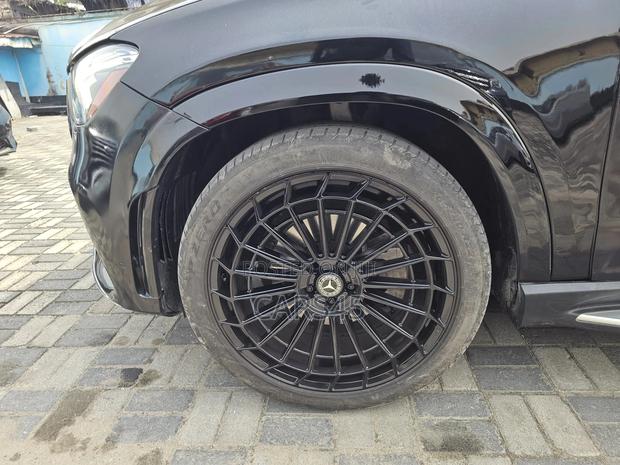 Mercedes-Benz GLE-Class 2022 Black