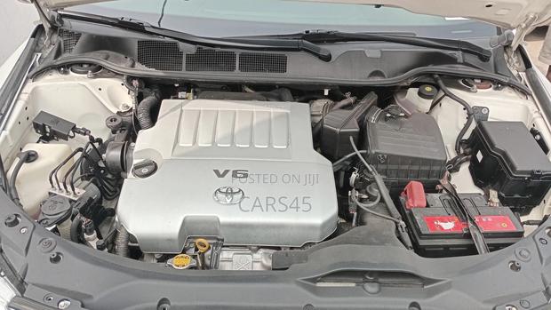 Toyota Venza 2011 White
