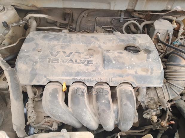 Toyota Corolla 2004 Silver