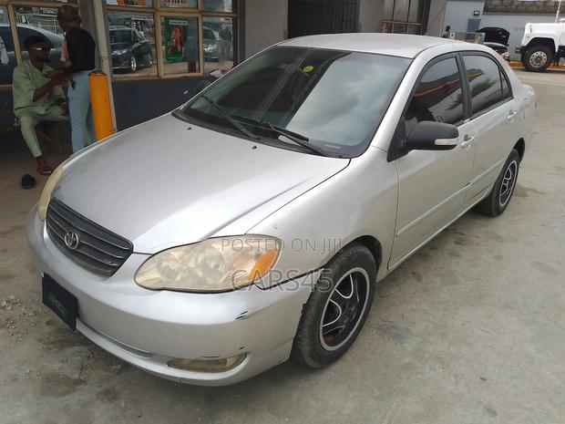 Toyota Corolla 2004 Silver