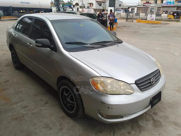 Toyota Corolla 2004 Silver